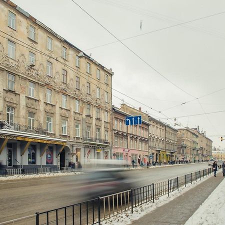 Mini Hotel Barvy Lvova On Horodotska St. Екстериор снимка