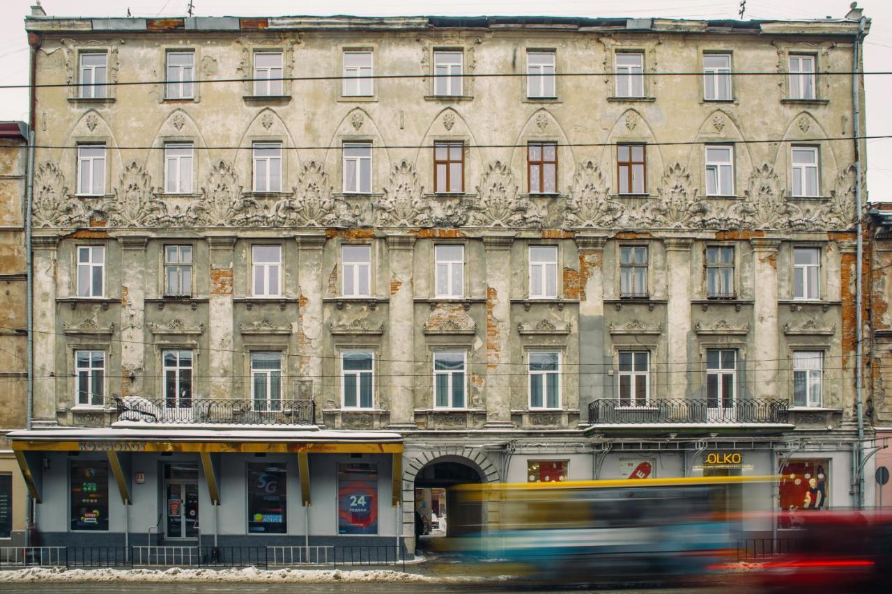 Mini Hotel Barvy Lvova On Horodotska St. Екстериор снимка